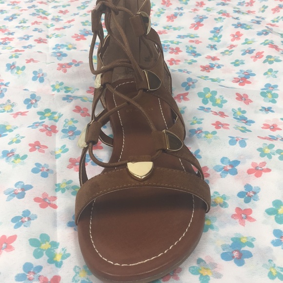 G by GUESS Brown Lace Up Lewy Gladiator Sandal - Picture 6 of 8